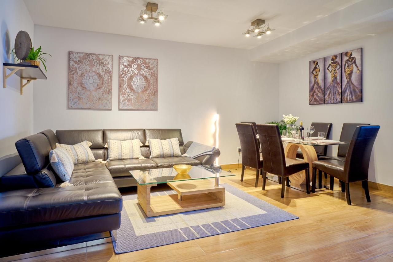 Picasso 1 Apartment Fuengirola Bagian luar foto